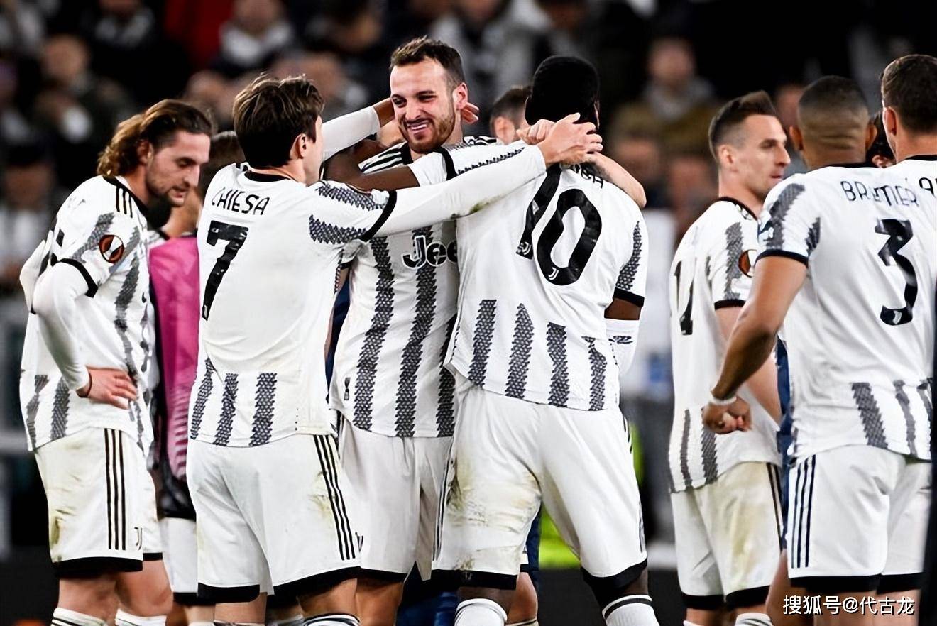 关于意大利杯转会期走向成谜，门兴格拉德巴赫主帅复盘，更衣室稳定，赛程密集仍需轮换的信息