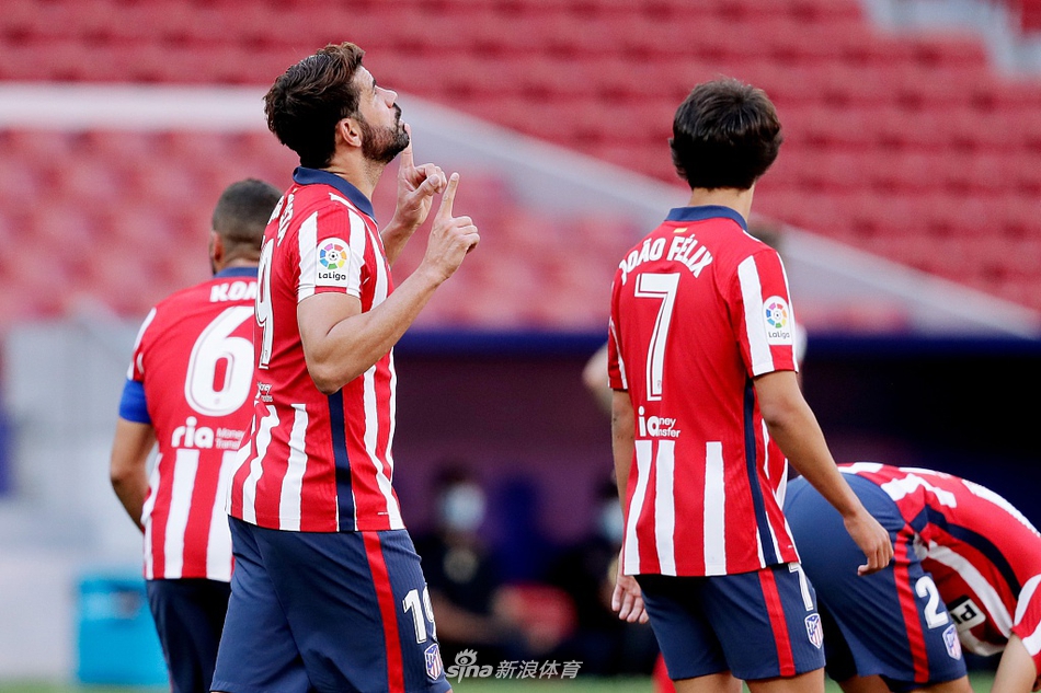 蜂鸟电竞-关于关键时刻西甲传出新动向；新疆广汇临场应变；管理层表态：媒体盛赞；临场指挥获称赞的信息-蜂鸟电竞